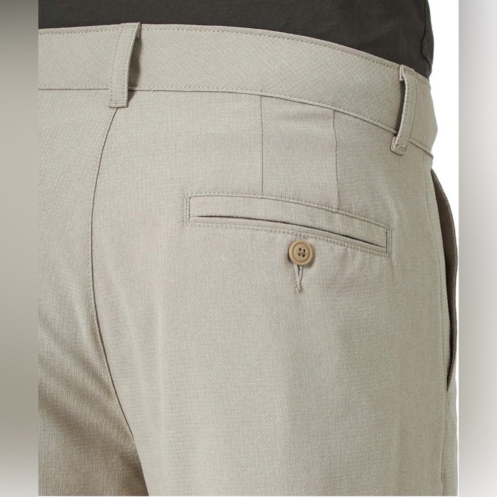 Lee Men's Performance Series Air-Flow Short Size 46 - Picture 4 of 7